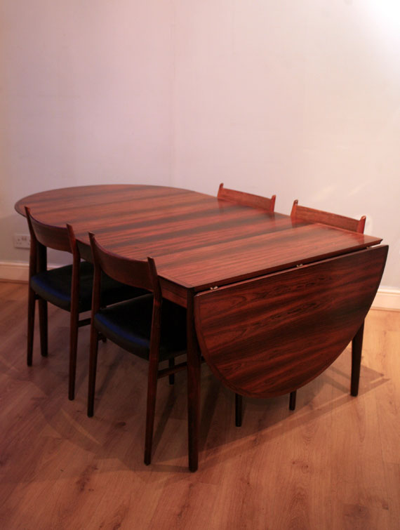 Rosewood Table – 6 Matching Chairs
