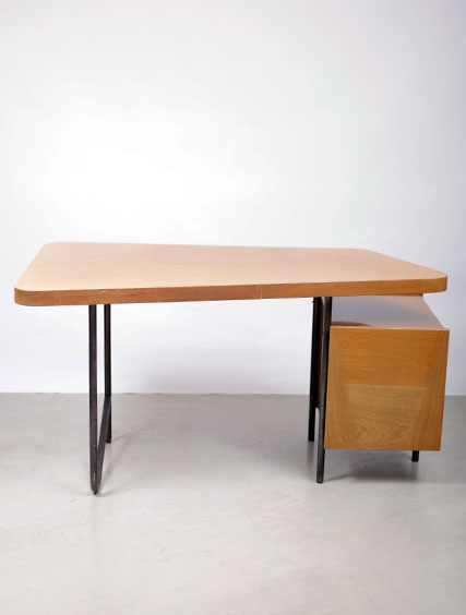Modernist – Desk