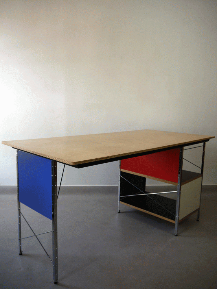 Charles and Ray Eames – ESU Desk