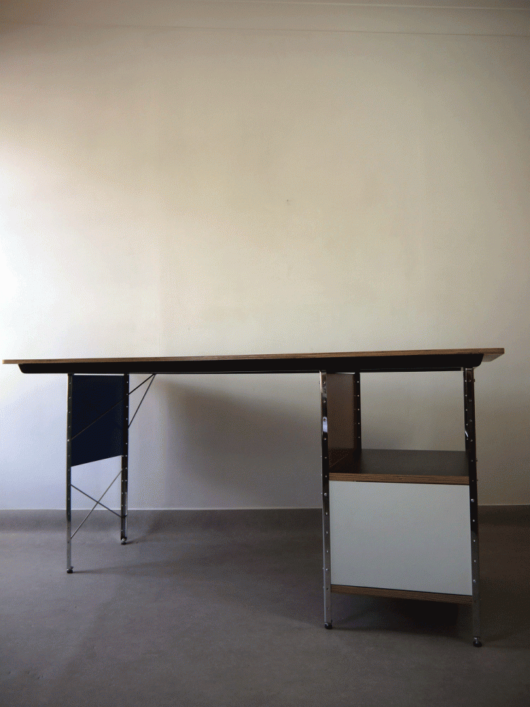 Charles and Ray Eames – ESU Desk