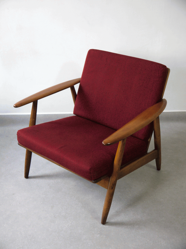 Danish – Easy Cigar Style Chair