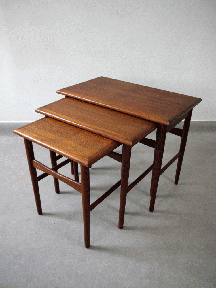 Hans J Wegner Style – Nest of Tables