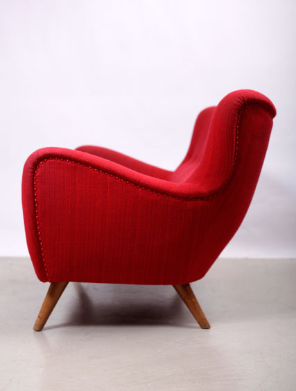1950s – Curved Settee