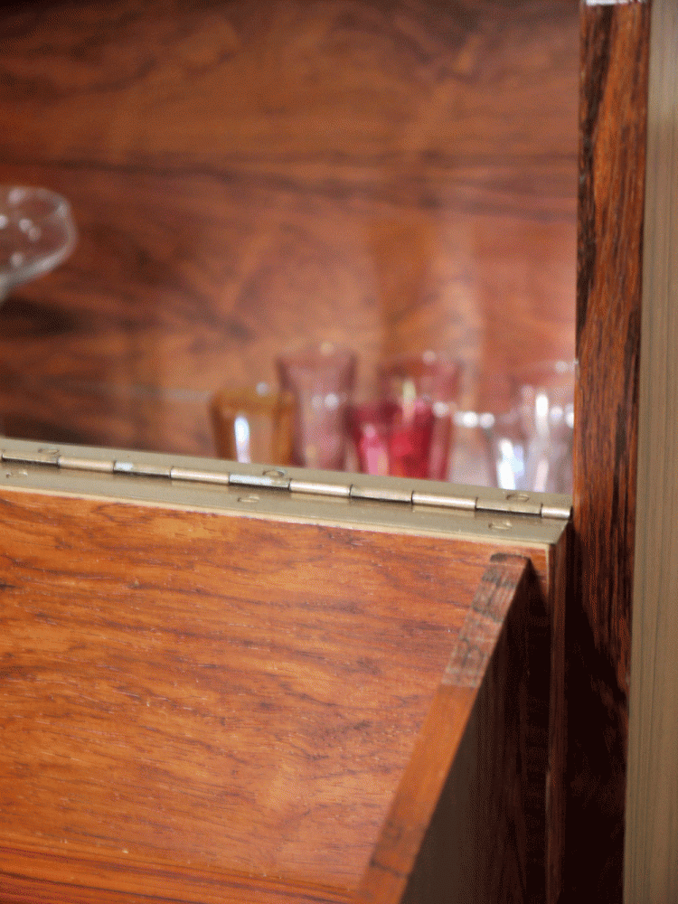 Rosewood – Lighted Cocktail Cabinet