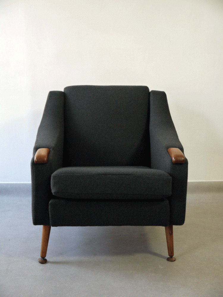 Hans Wegner Style – Pair of Upholstered Easy Chairs