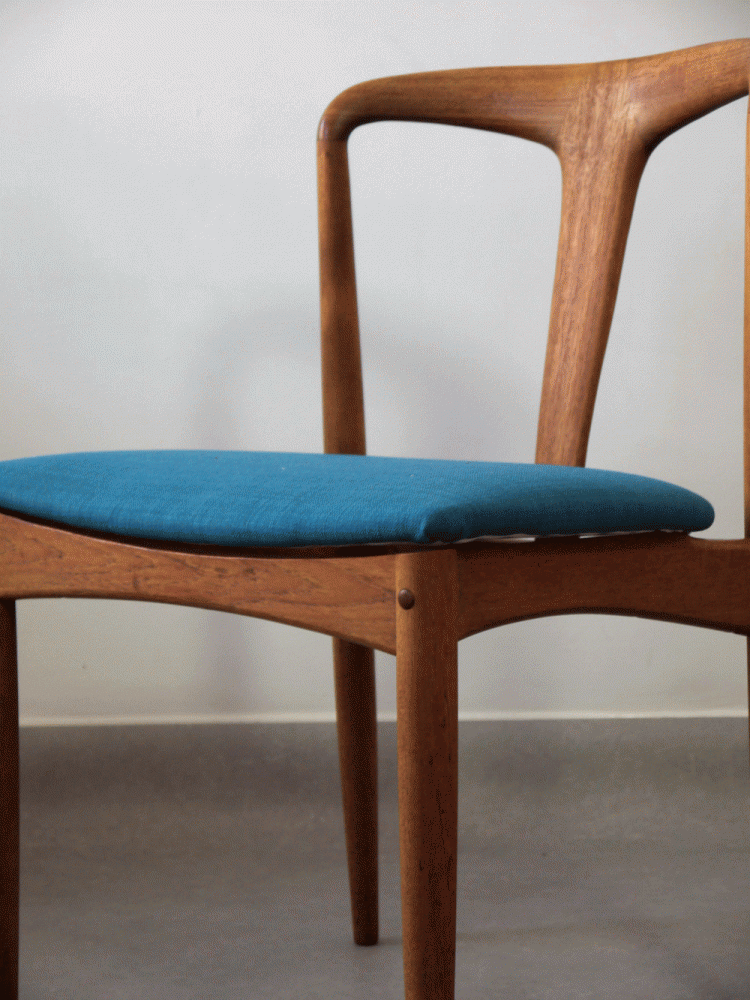Johannes Andersen – Set of Four / Six Juliane Dining Chair