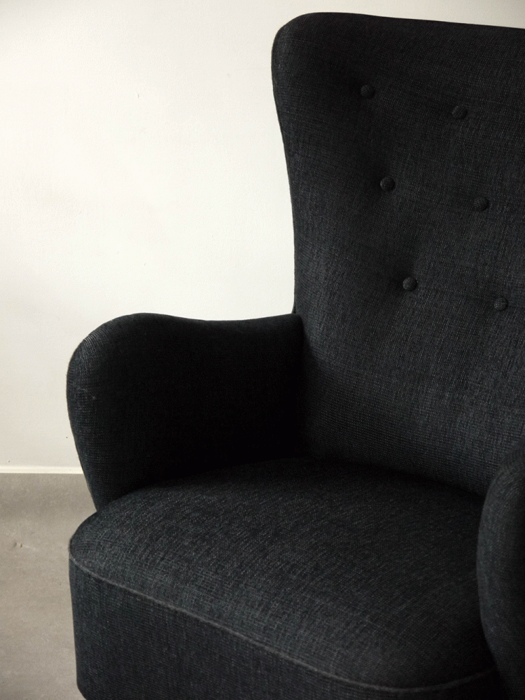 Finn Juhl Style – Upholsterd Danish Arm Chair