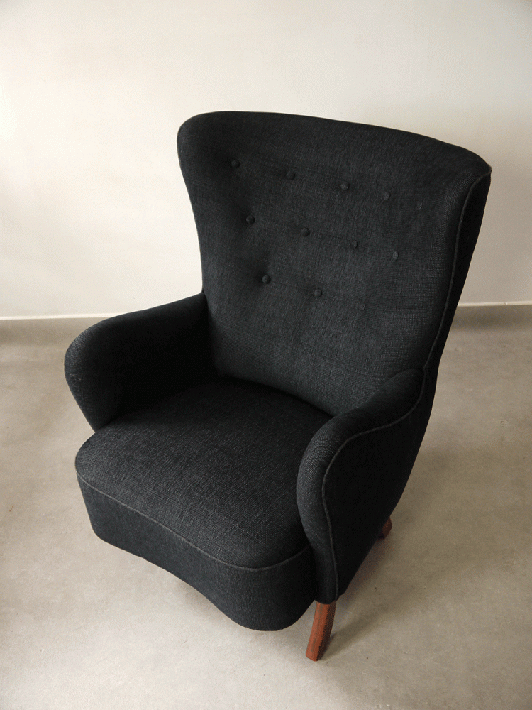 Finn Juhl Style – Upholsterd Danish Arm Chair