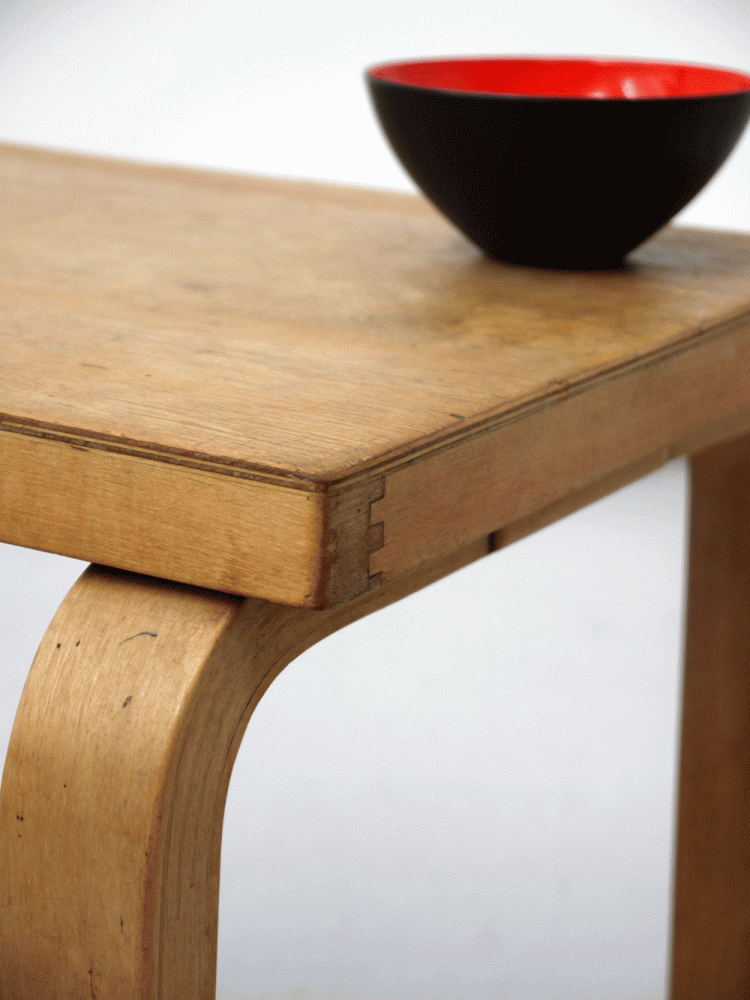 Alvar Aalto – Side Table