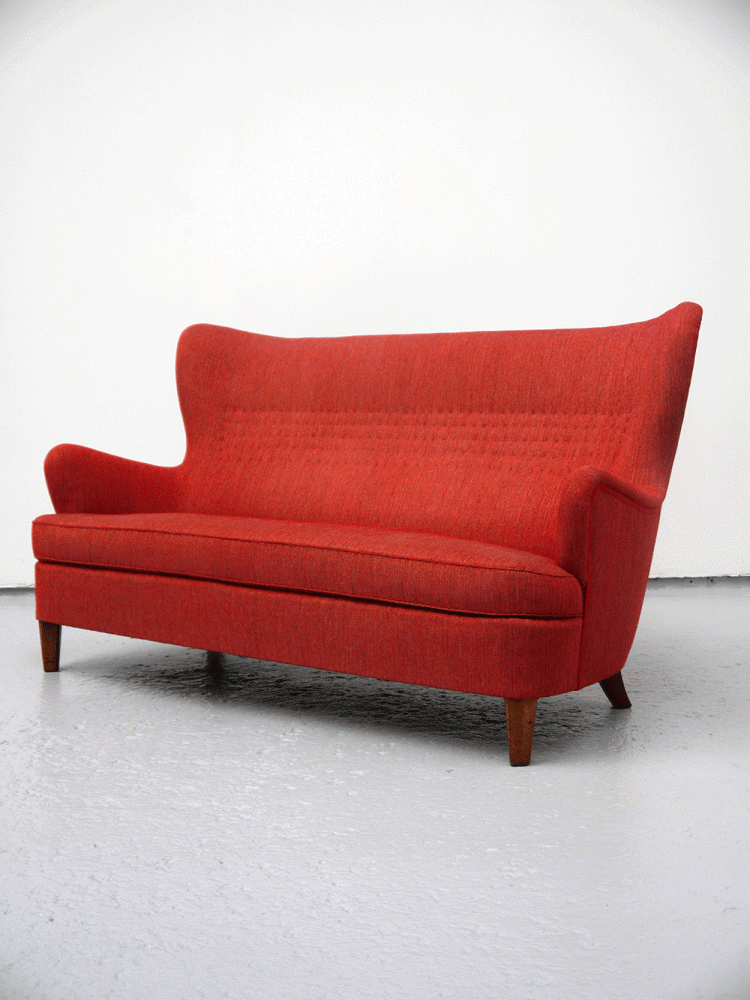 Swedish – Organic Upholstered Curved Sofa