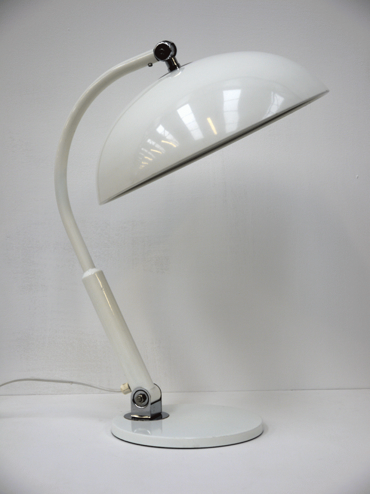 Bauhaus – White Adjustable Desk Lamp