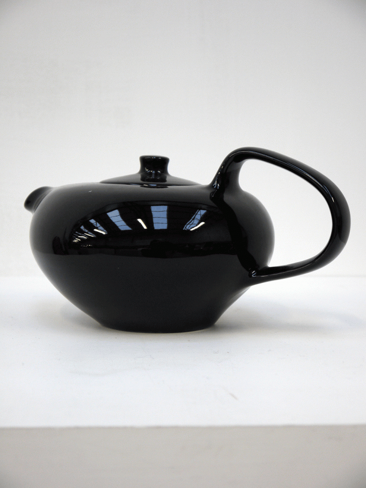 Russel Wright – Oneida Teapot