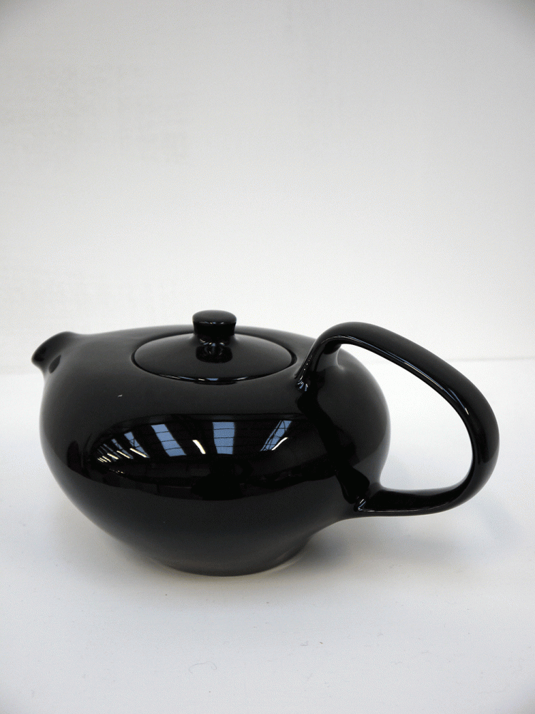 Russel Wright – Oneida Teapot