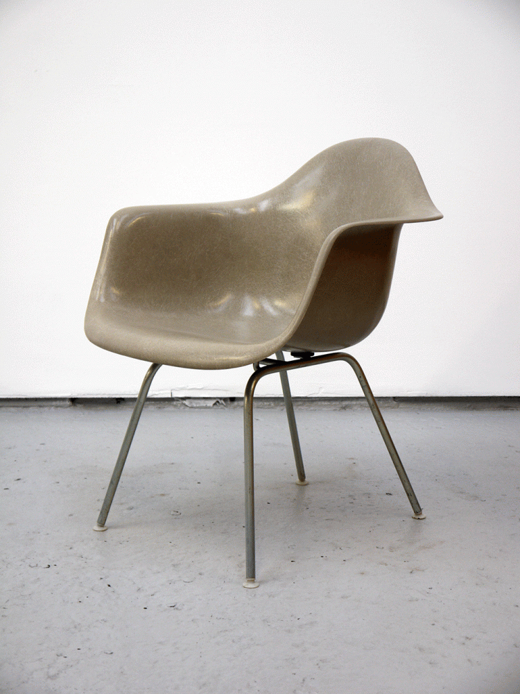 Charles and Ray Eames – All Original DAX Chair