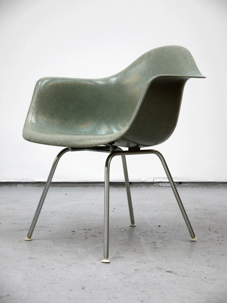 Charles and Ray Eames – Original 1957 Seafoam Shell Chair
