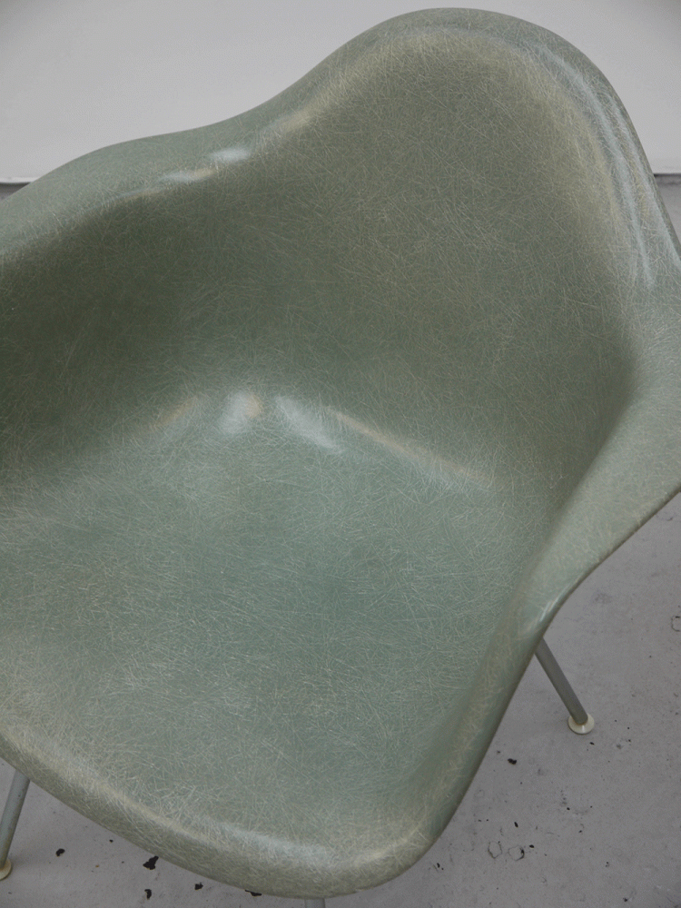 Charles and Ray Eames – Original 1957 Seafoam Shell Chair
