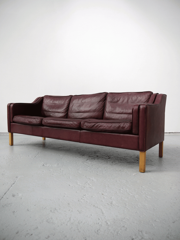 Borge Mogensen – Leather Sofa in Rare Plum Colourway