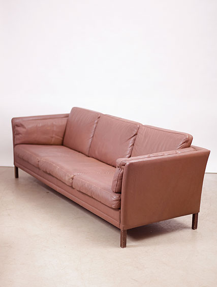 Pair Leather – Settees
