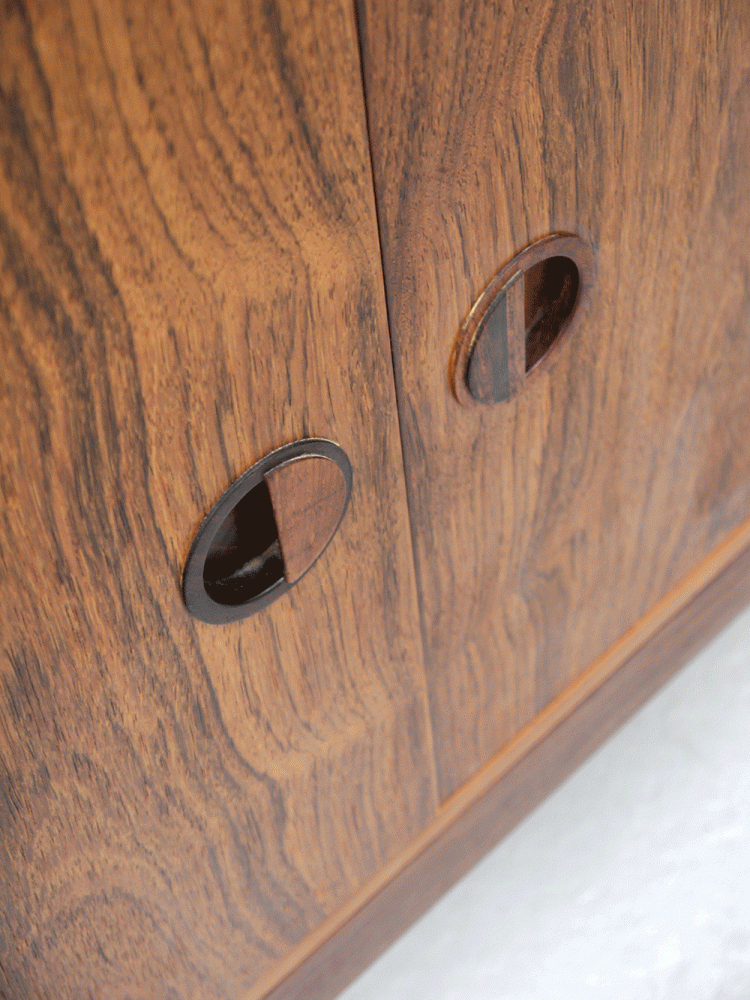 HG Furniture Denmark – Rosewood Cabinet