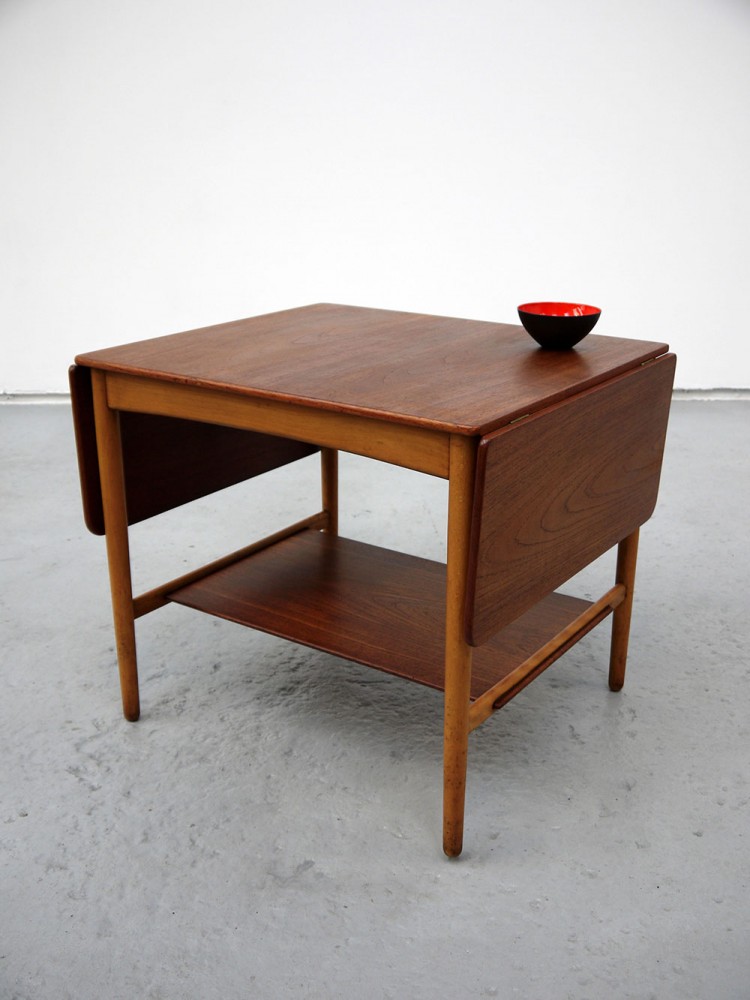 Hans Wegner – Andreas Tuck AT-32 Drop Leaf Coffee Table