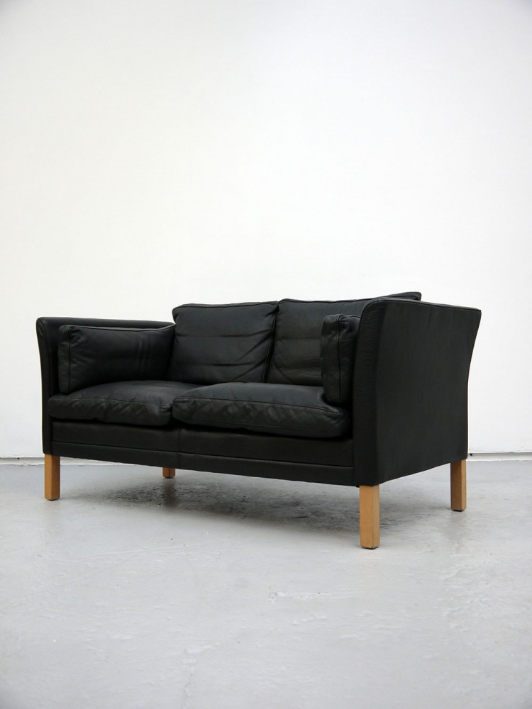 Mogen Hansen – Two Seat Black Leather Sofa