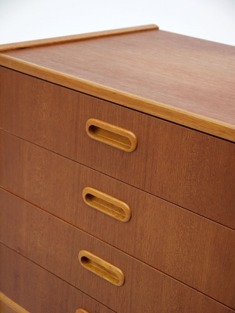 Danish – Small Four Drawer Bedside Unit