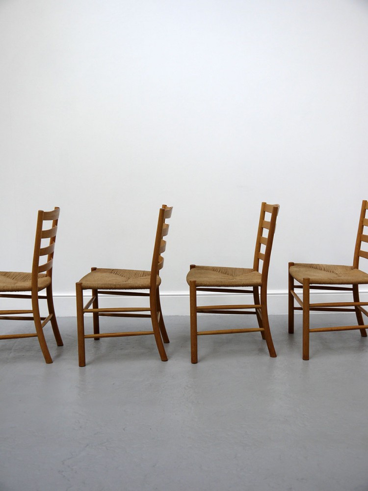 Kaare Klint – Set of Four Fritz Hansen Church Chairs