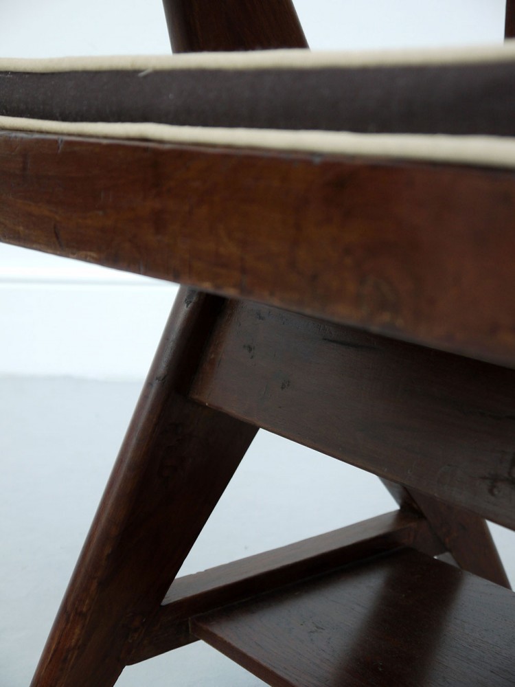 Pierre Jeanneret – Rare Writing Chair