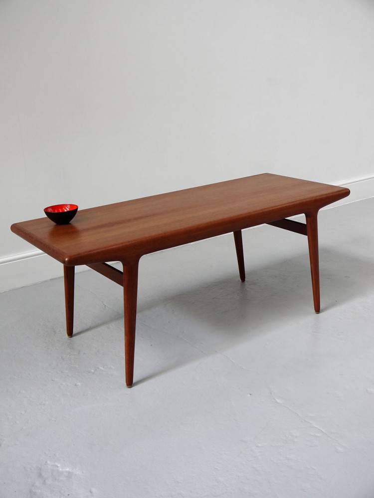 Johannes Andersen – Sculptured Teak Coffee Table