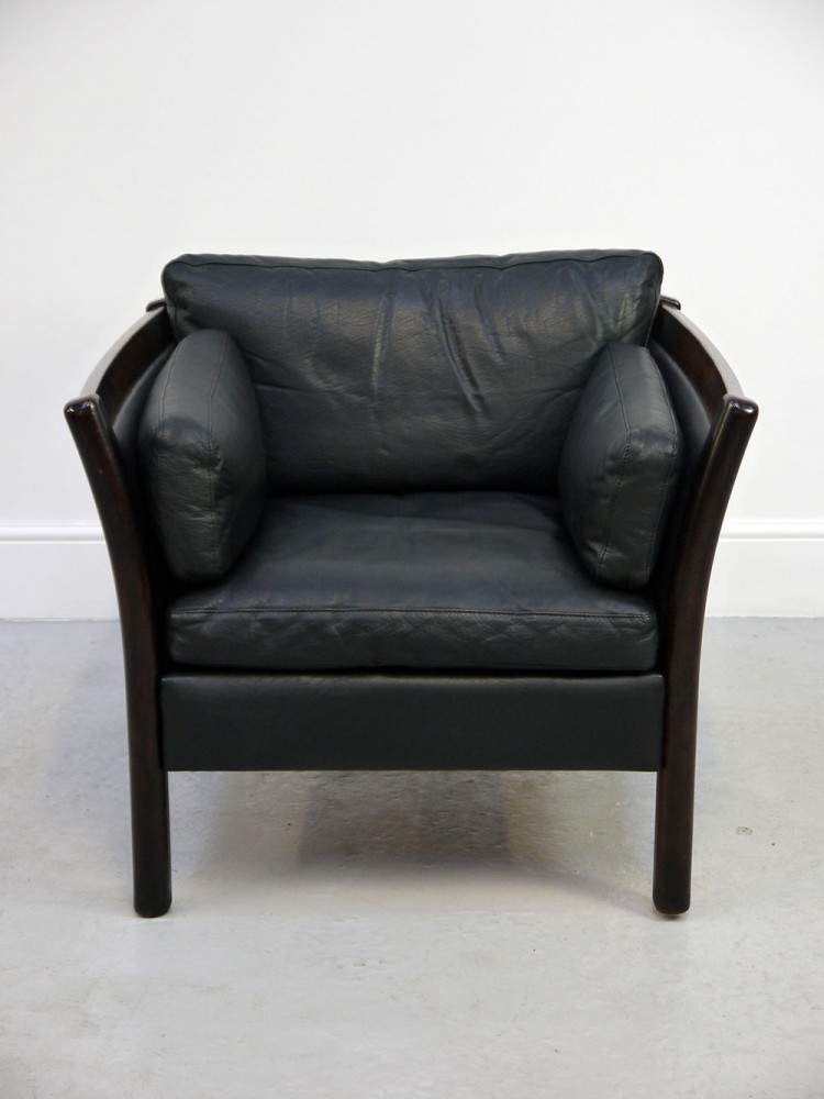 Stouby Denmark – Leather Lounge Chair