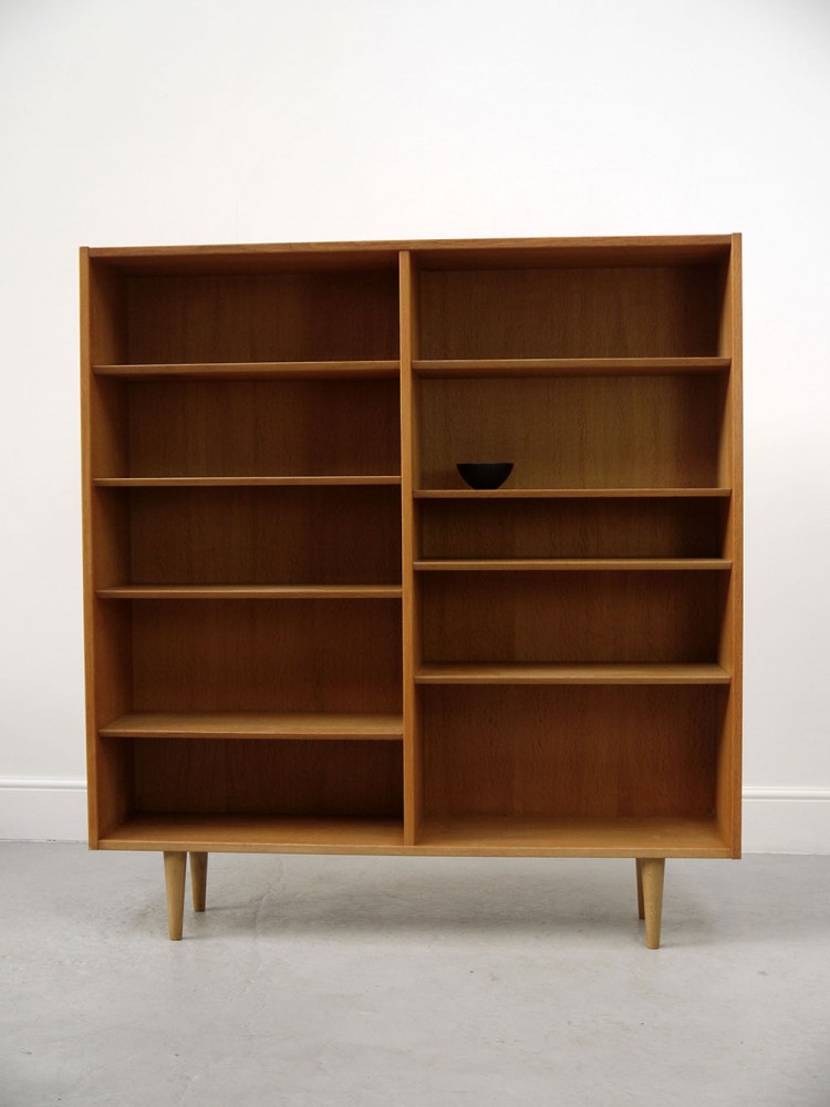 Carlo Jensen –  Hundevad Large Oak Bookcase