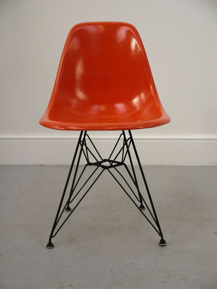 Charles and Ray Eames – Original Early Eiffel Tower DSR Chair
