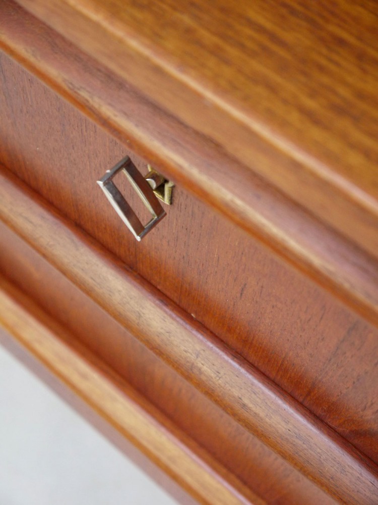 Danish – Teak Dresser / Bureau