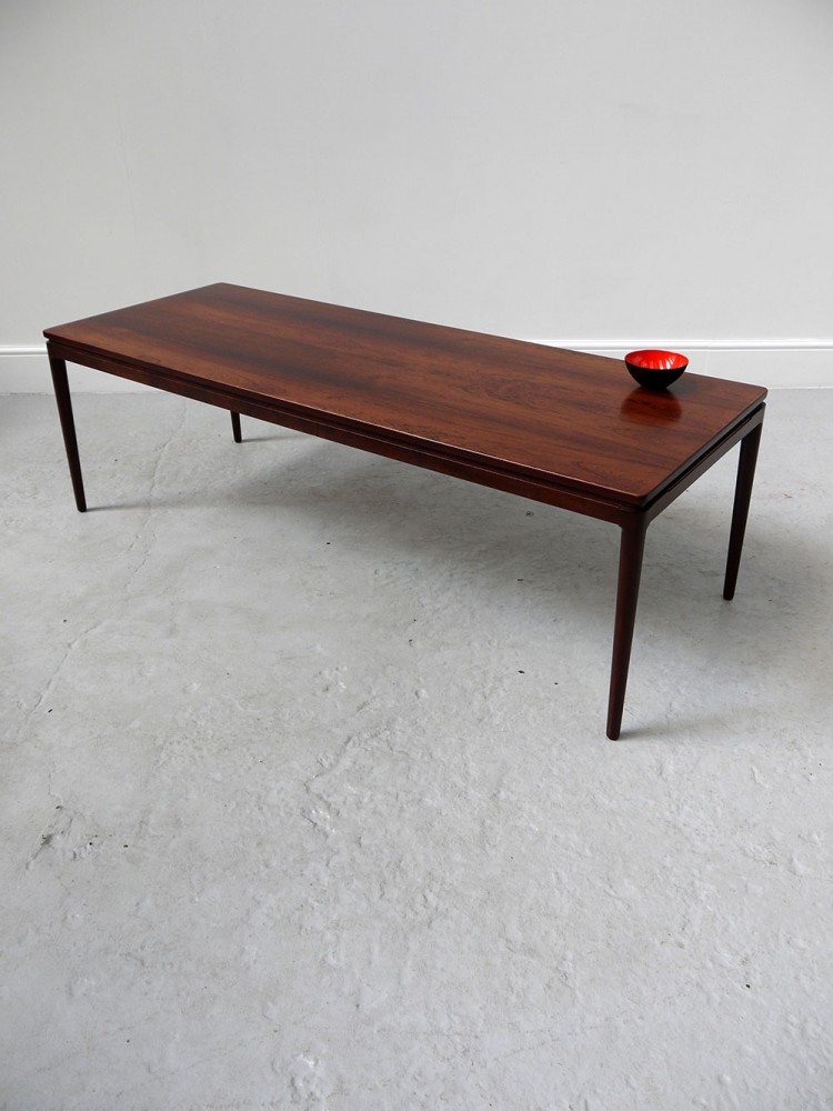 Danish – Large Extending Rosewood Coffee Table