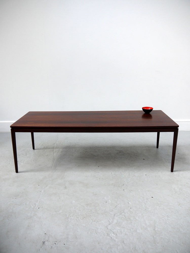 Danish – Large Extending Rosewood Coffee Table
