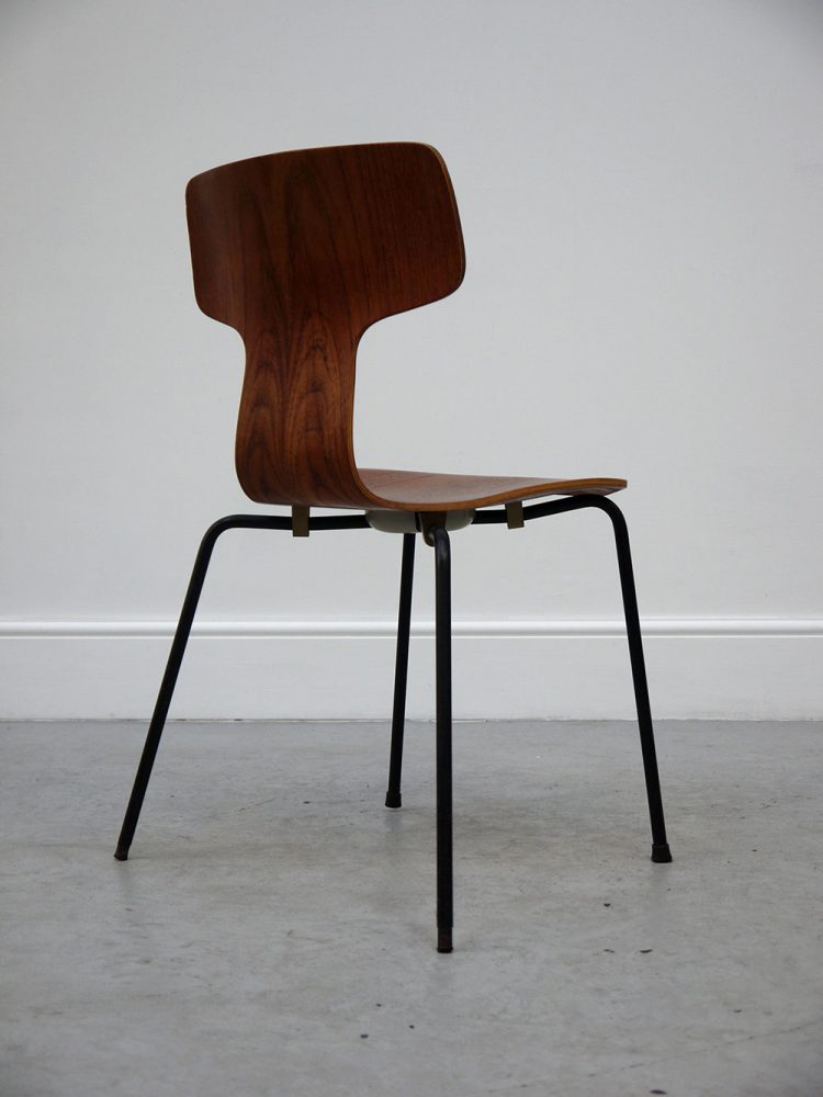 Arne Jacobsen – Model 3103 Hammer Chair