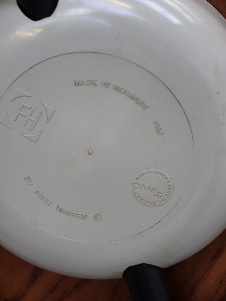 Arne Jacobsen – Model 3103 Hammer Chair