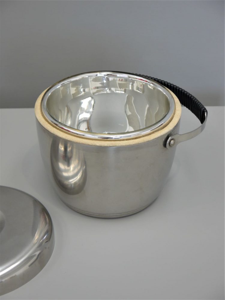 Adam Thylstrup – Ice Bucket for Nils Johan Sweden