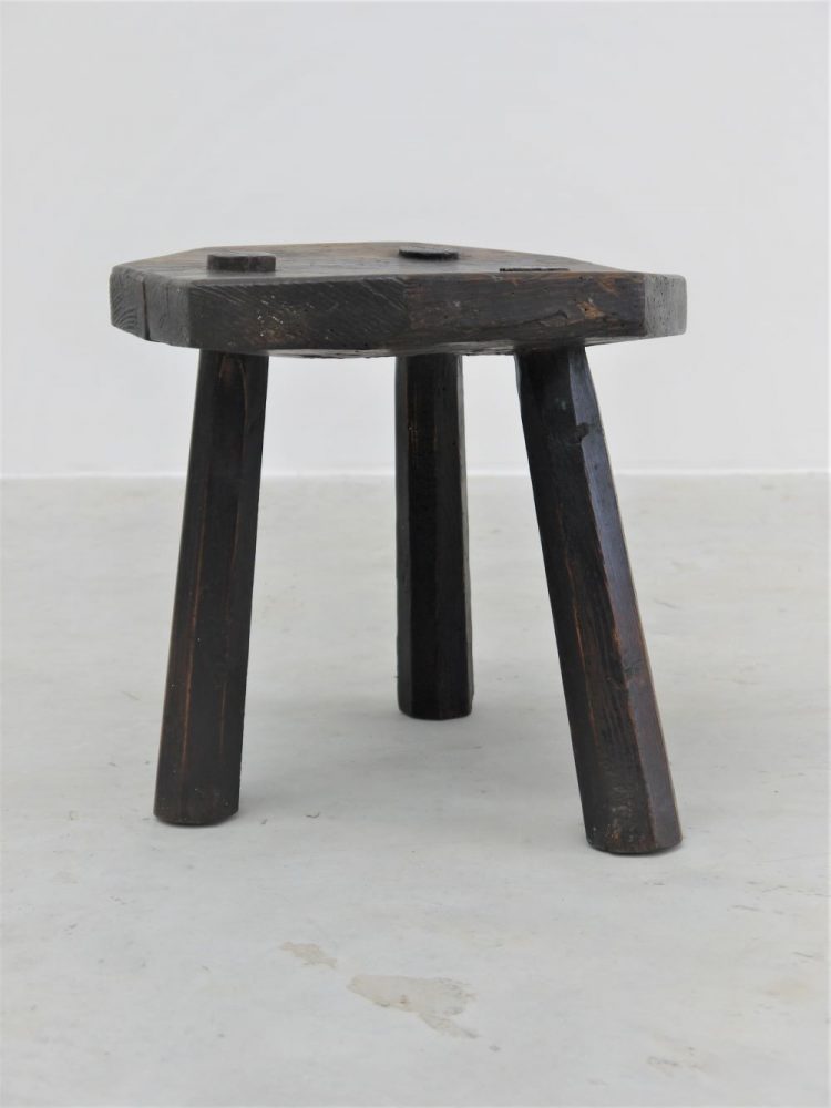 French – Three Legged Milking Stool
