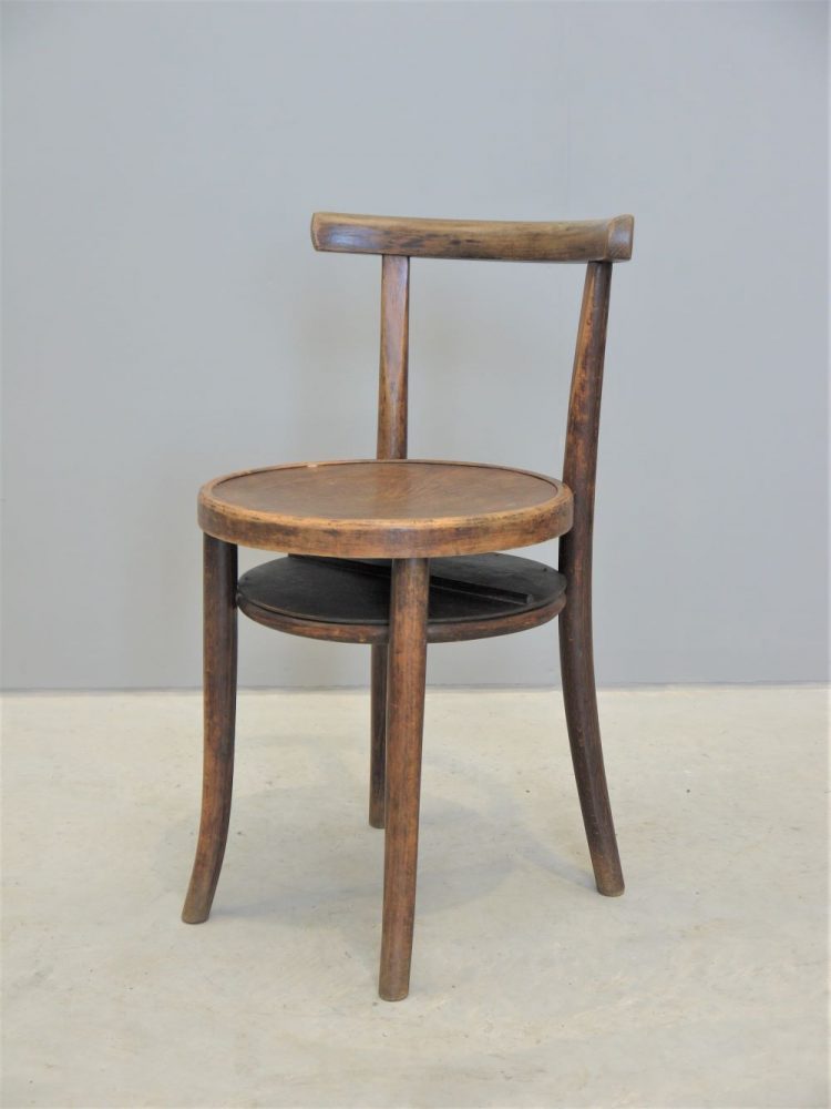 Thonet – Bentwood Chair