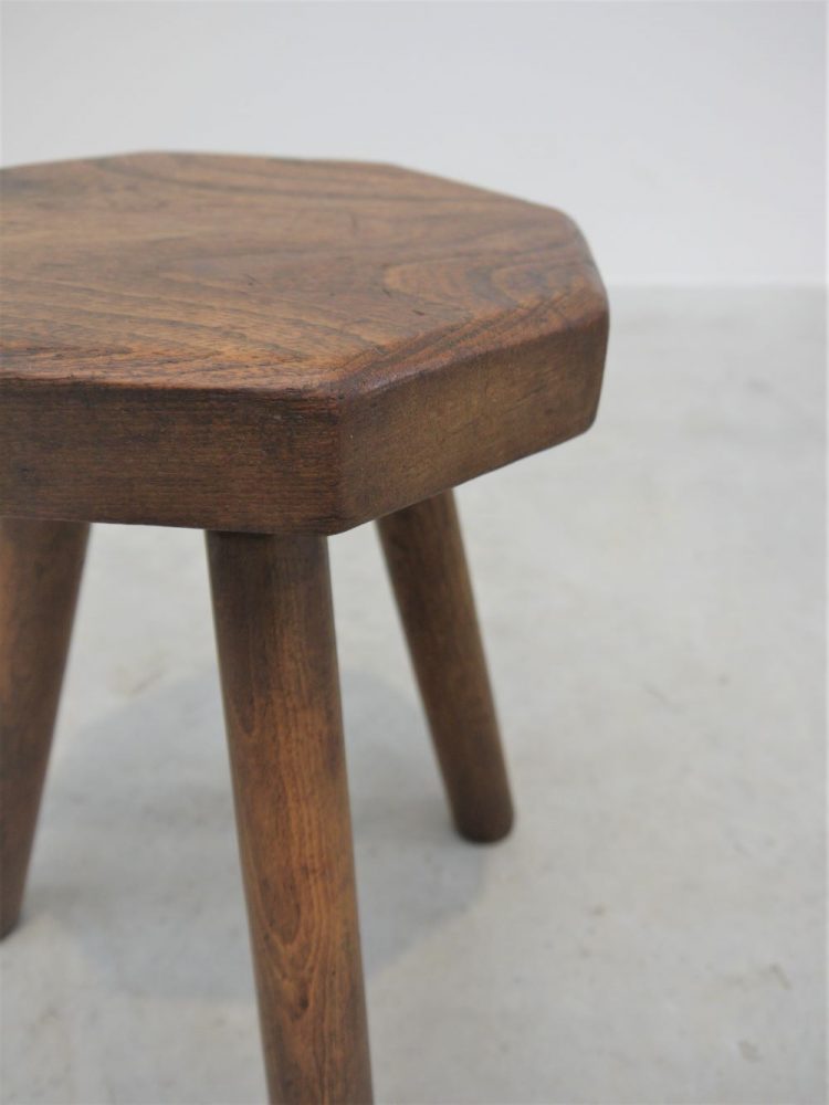 Arts and Craft – Three Legged Stool