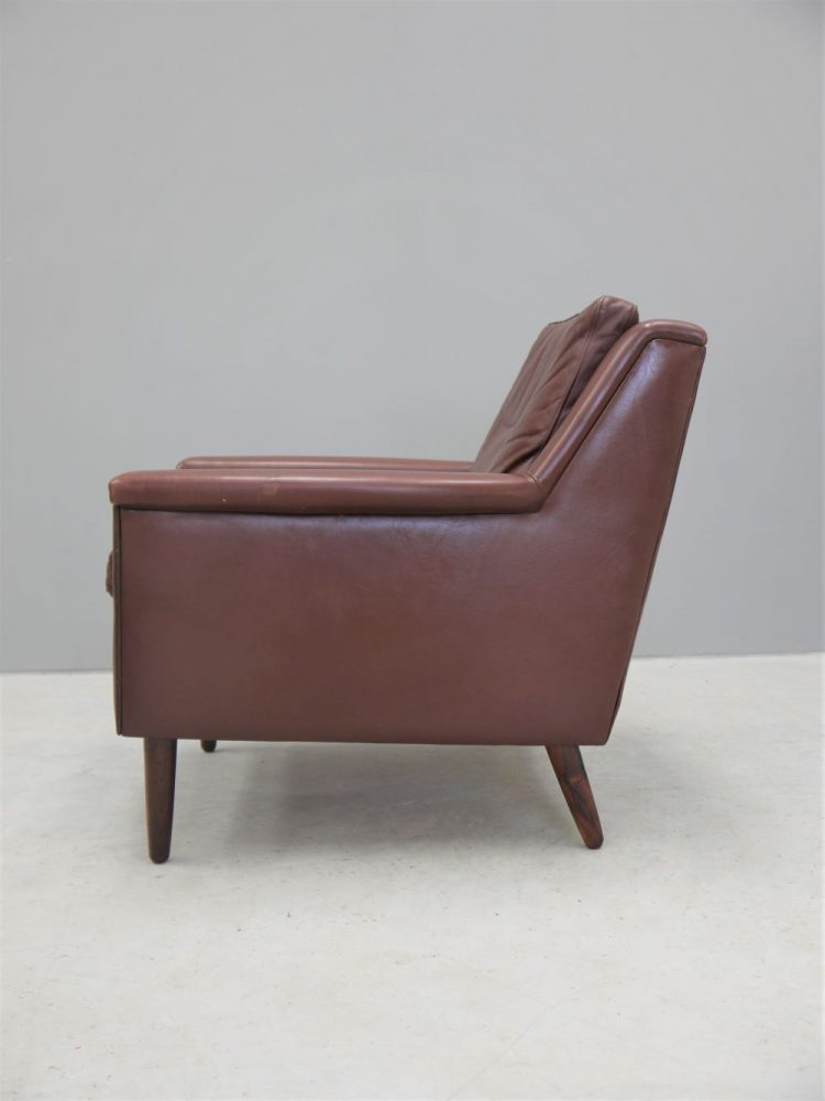 Skipper Mobler – Pair of Leather and Rosewood Lounge Chairs