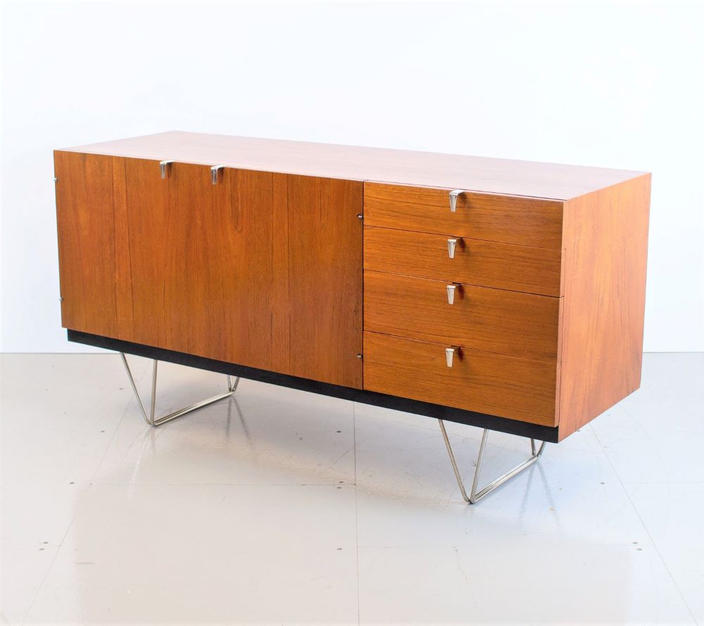 John and Sylvia Reid – Large Credenza with Drawers for ‘s’ Range