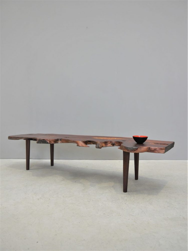 Reynolds of Ludlow – Large Organic Solid Yew Coffee Table