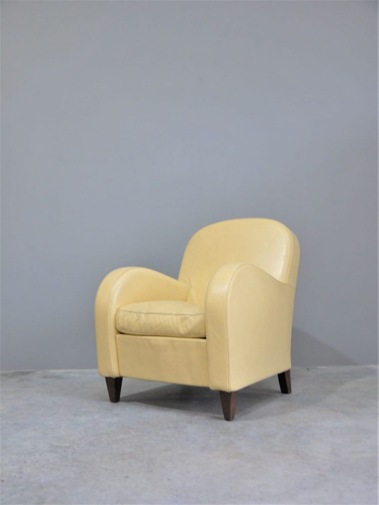 Poltrona Frau – Pair of Daisy Chairs