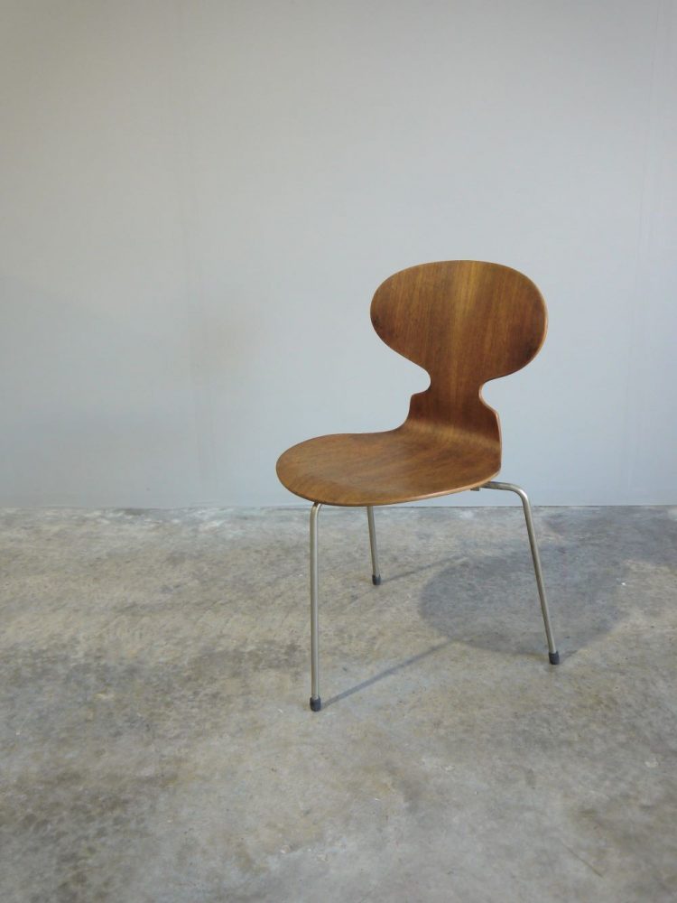 Arne Jacobsen – Early Production Set of Model 3100 Ant Chairs