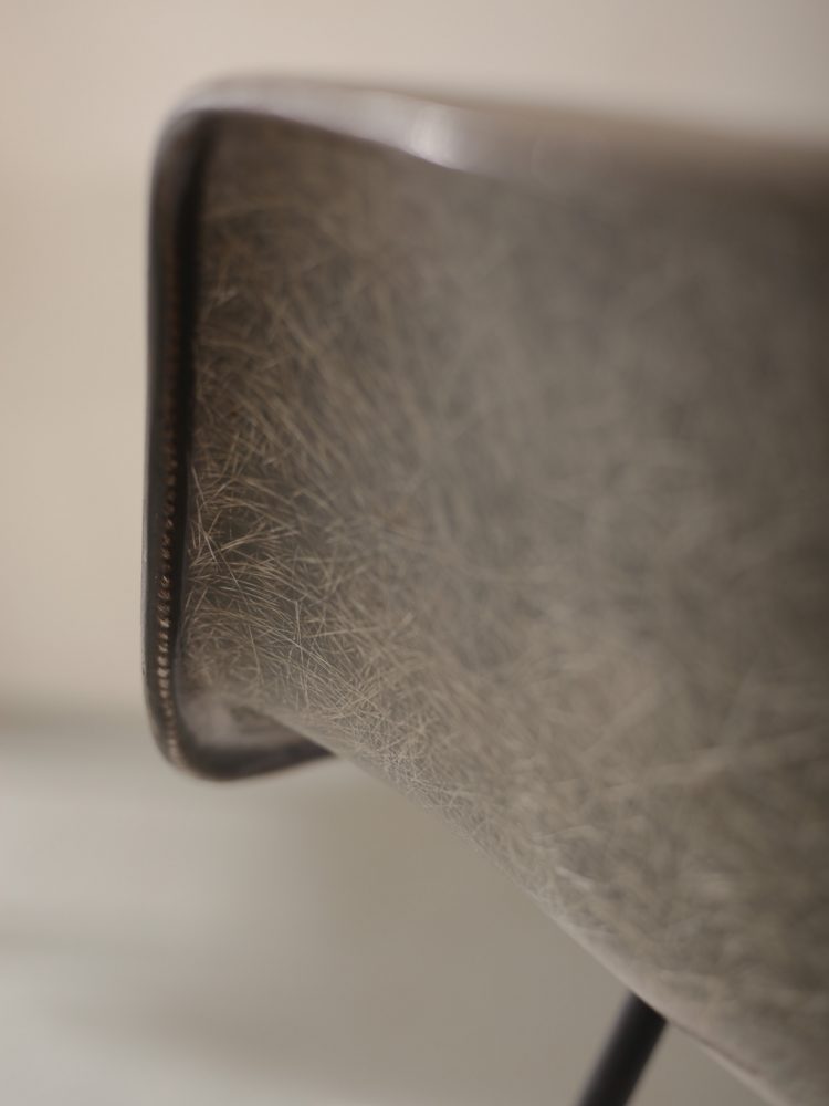 Charles Eames – Elephant Grey DAX Zenith Shell Chair