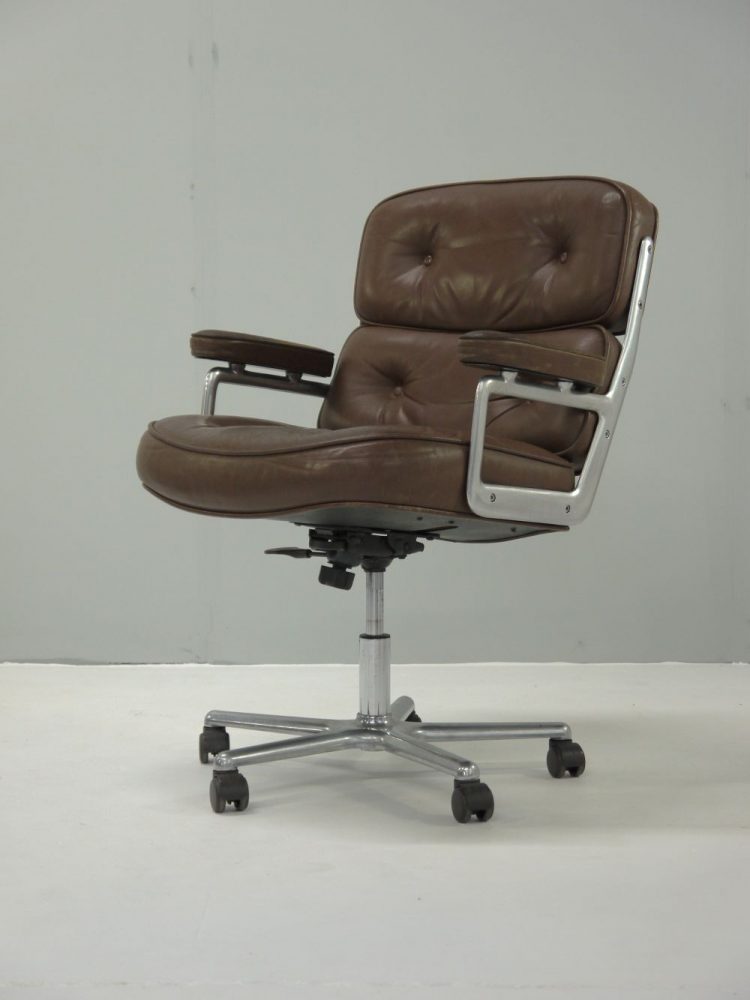 Charles and Ray Eames – Vintage USA edition Time Life Lobby Chair for Herman Miller