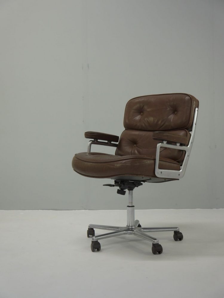 Charles and Ray Eames – Vintage USA edition Time Life Lobby Chair for Herman Miller