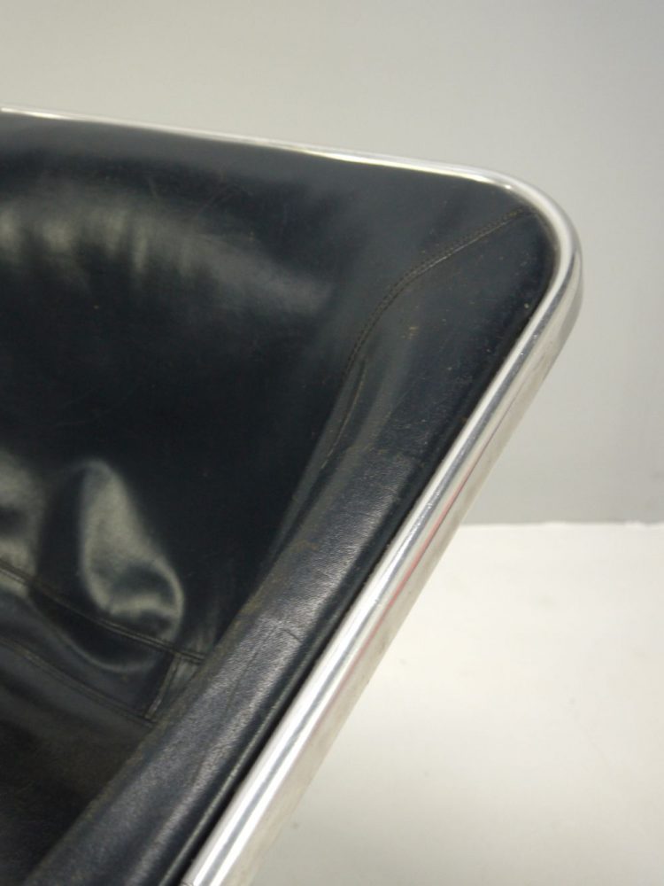 Giancarlo Piretti – ‘Plona chair’ Anonima for Castelli Italy